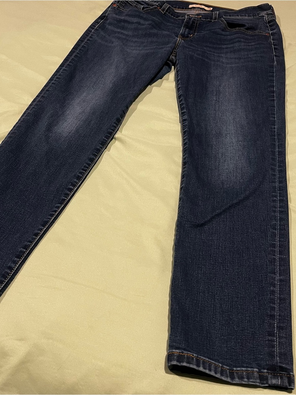 Levi's Boyfriend Jeans, medium wash finish (Capitol E), Sz 30